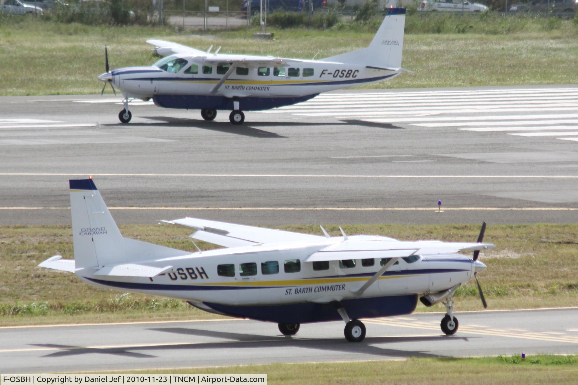 F-OSBH, 2009 Cessna 208B Grand Caravan C/N 208B2117, The black fins