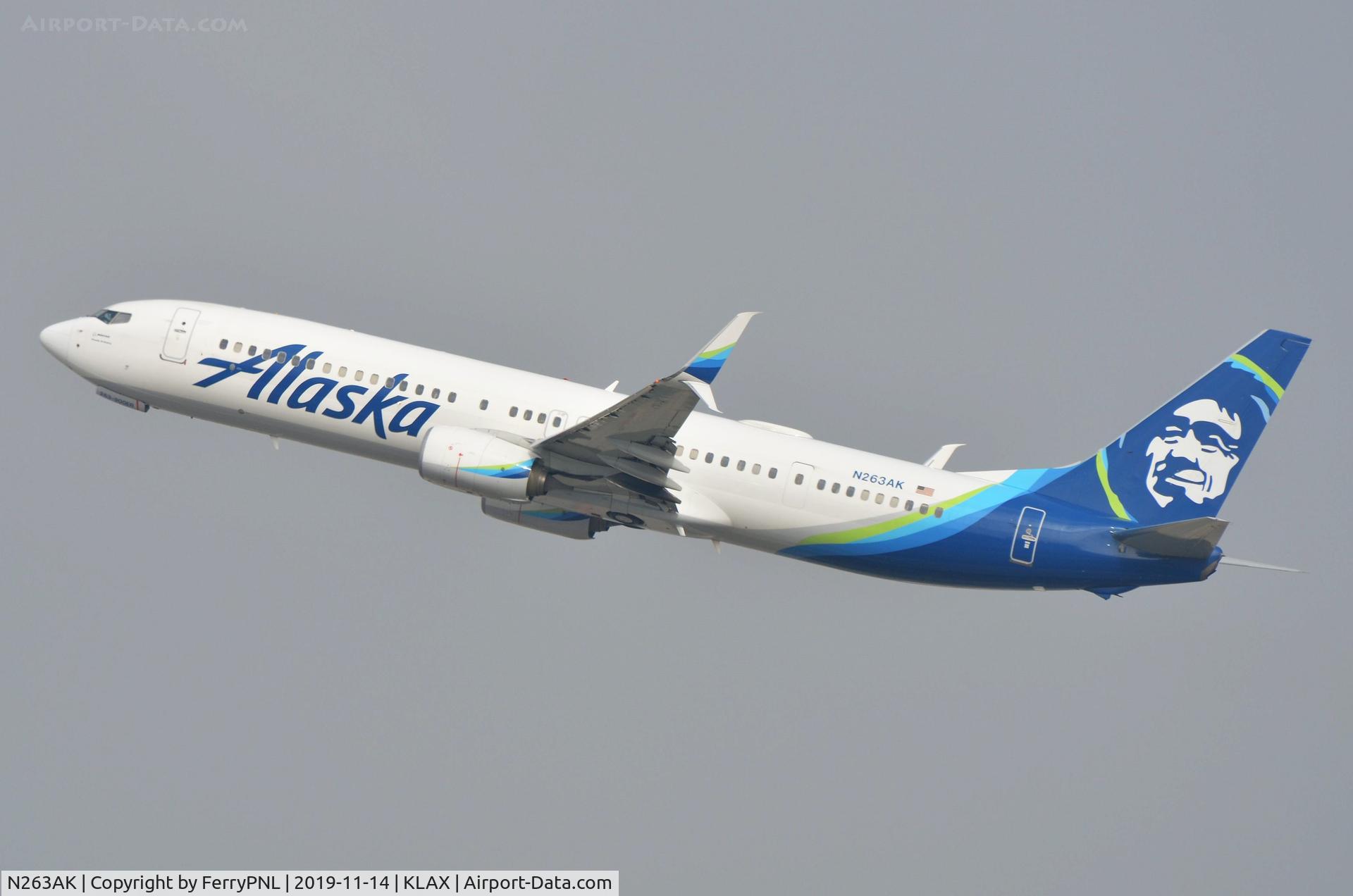 N263AK, 2016 Boeing 737-990/ER C/N 62471, Alaska B739 taking-off
