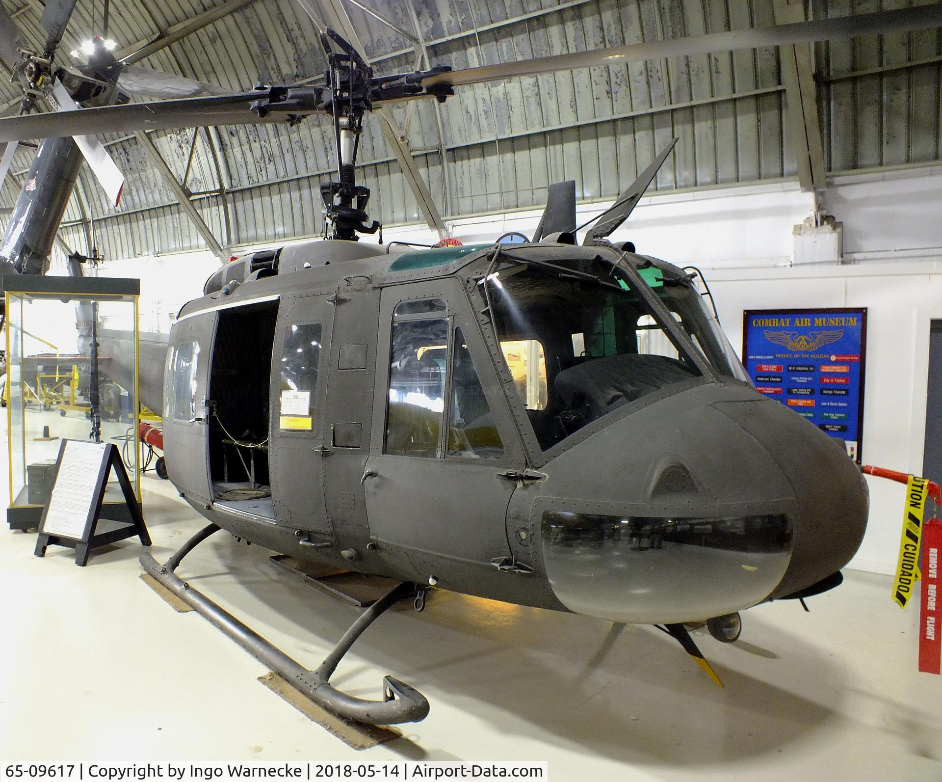 65-09617, 1965 Bell UH-1H Iroquois C/N 4661, Bell UH-1H Iroquois (upgraded from UH-1D) at the Combat Air Museum, Topeka KS