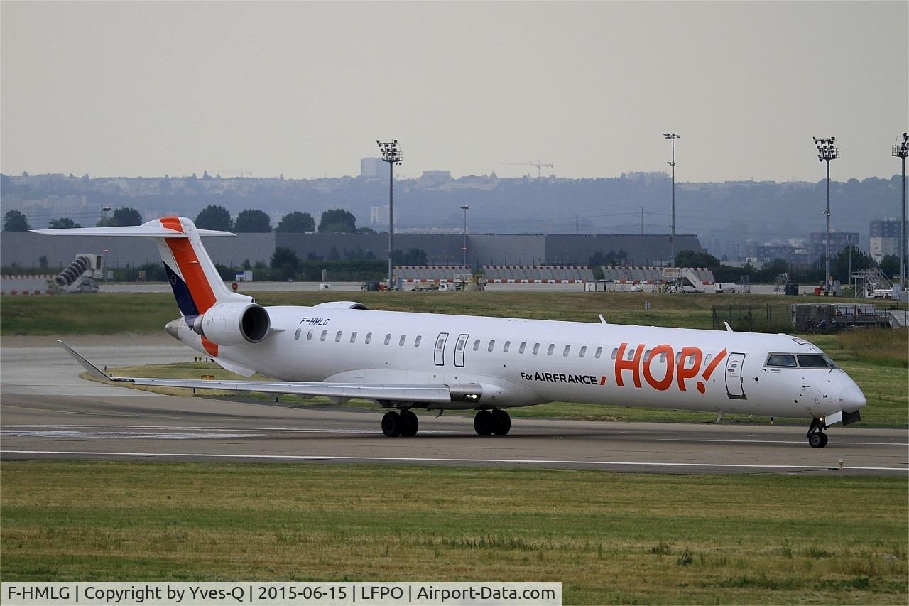 F-HMLG, 2011 Bombardier CRJ-1000EL NG (CL-600-2E25) C/N 19012, Bombardier CRJ-1000EL NG, Ready to take off rwy 08, Paris-Orly airport (LFPO-ORY)