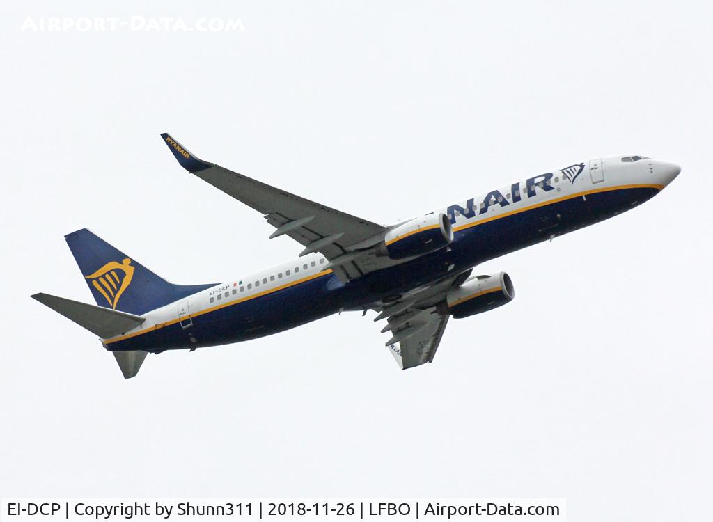 EI-DCP, 2004 Boeing 737-8AS C/N 33810, Climbing after take off from rwy 32R