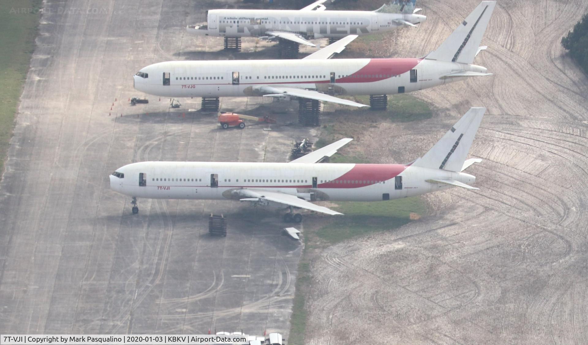 7T-VJI, 1990 Boeing 767-3D6 C/N 24768, Boeing 767-3D6