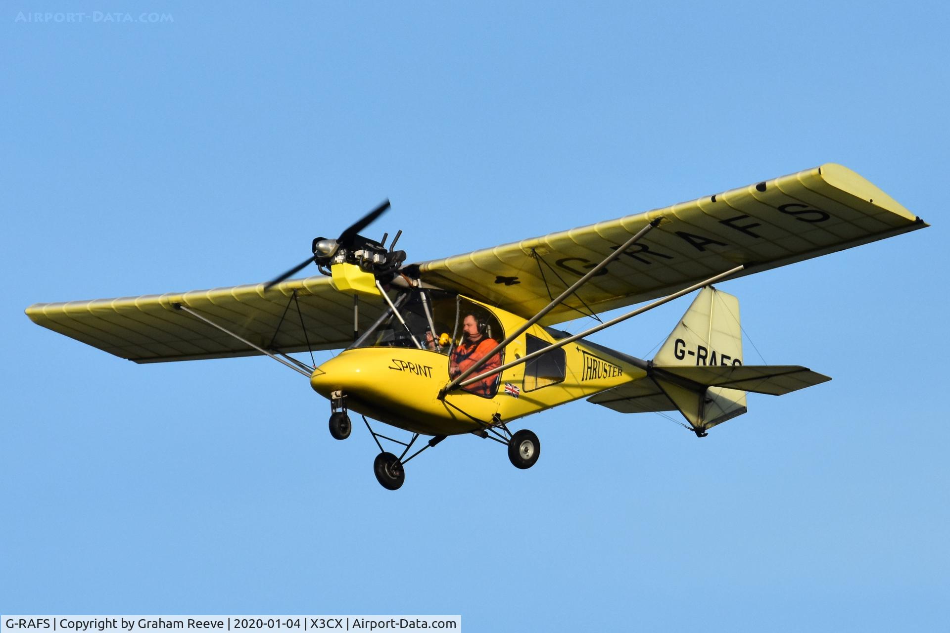 G-RAFS, 2004 Thruster T600N 450 C/N 0041-T600N-097, Departing from Northrepps.