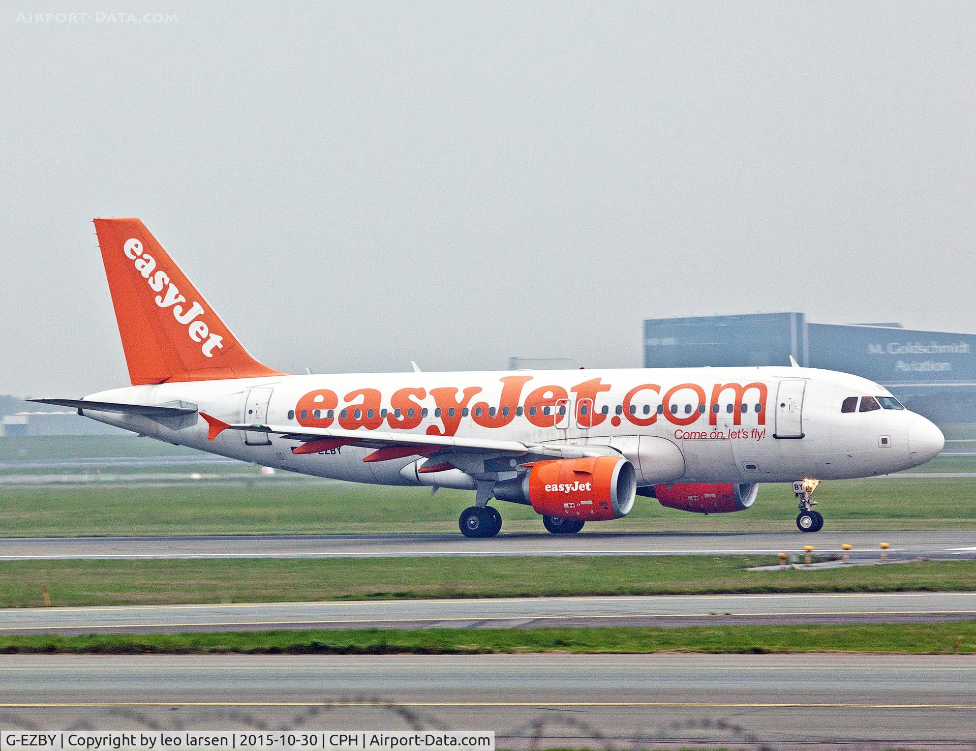 G-EZBY, 2007 Airbus A319-111 C/N 3176, Copenhagen 30.10.2015
