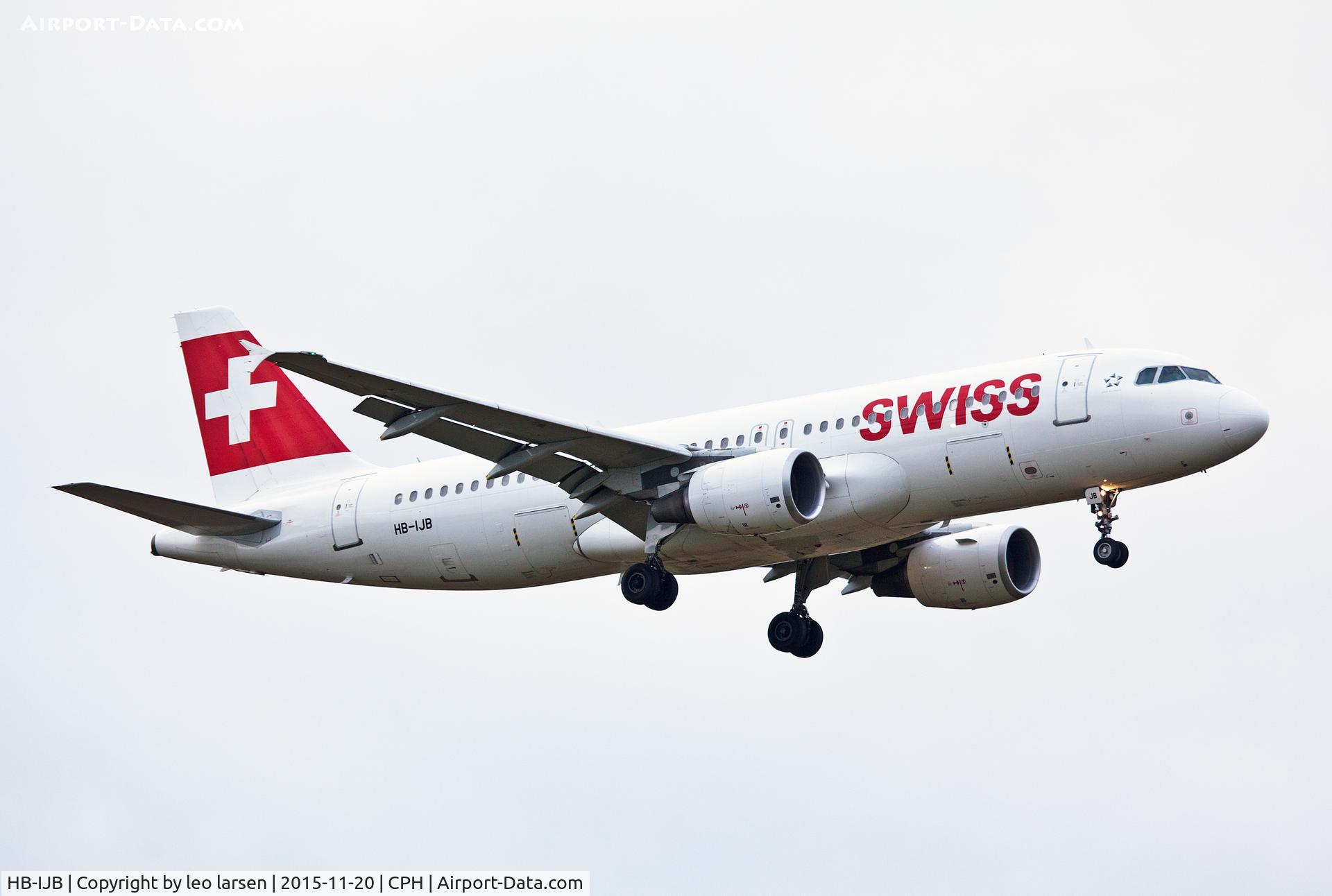 HB-IJB, 1995 Airbus A320-214 C/N 0545, Copenhagen 120.11.2015 L/D R-04L