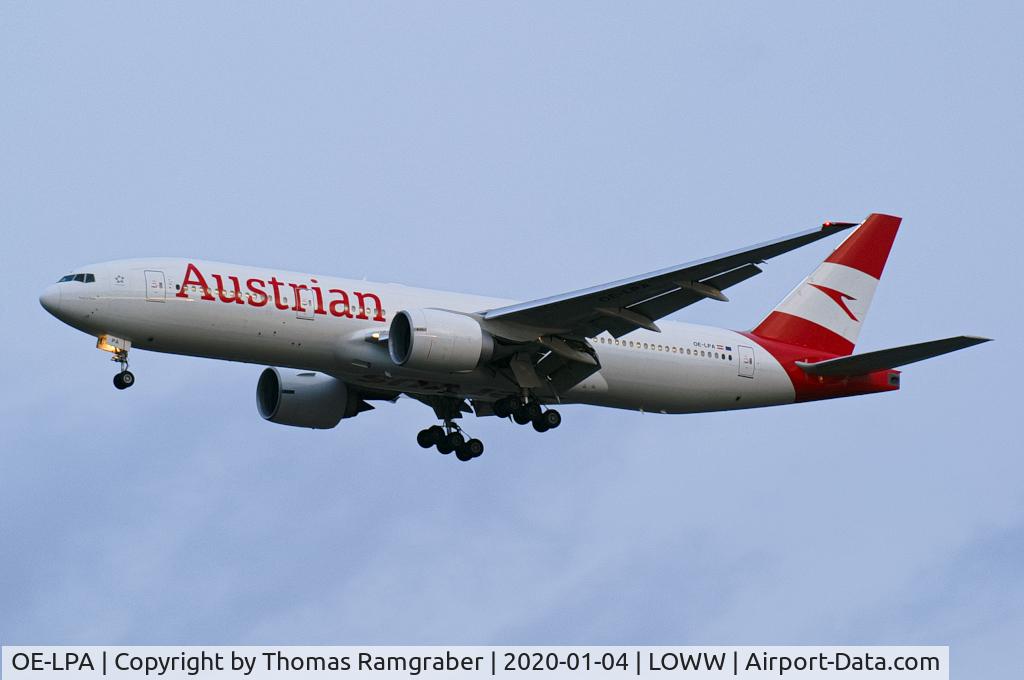 OE-LPA, 1997 Boeing 777-2Z9/ER C/N 28698, Austrian Airlines Boeing 777-200