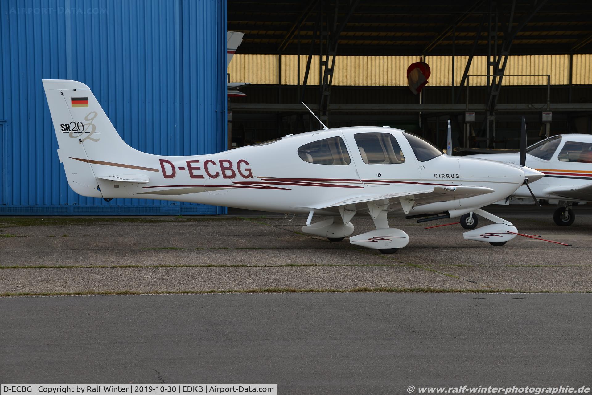 D-ECBG, Cirrus SR-20 C/N 1551, Cirrus Design SR-20 - Private - 1551 - D-ECBG - 30.10.2019 - EDKB