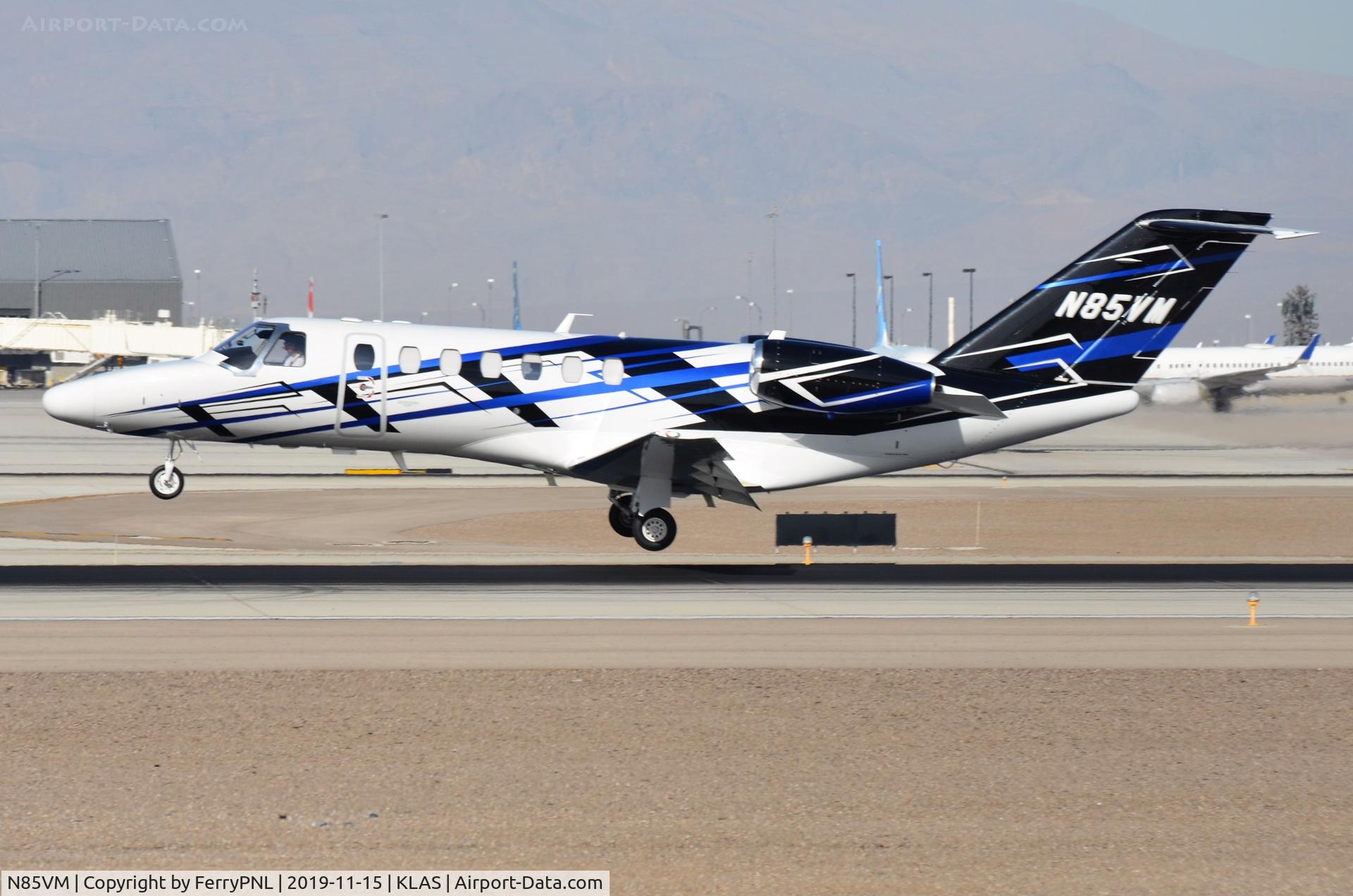 N85VM, 2016 Cessna 525B CitationJet Cj3+ C/N 525B-0491, Thrive Aviatiom Ce525B landing