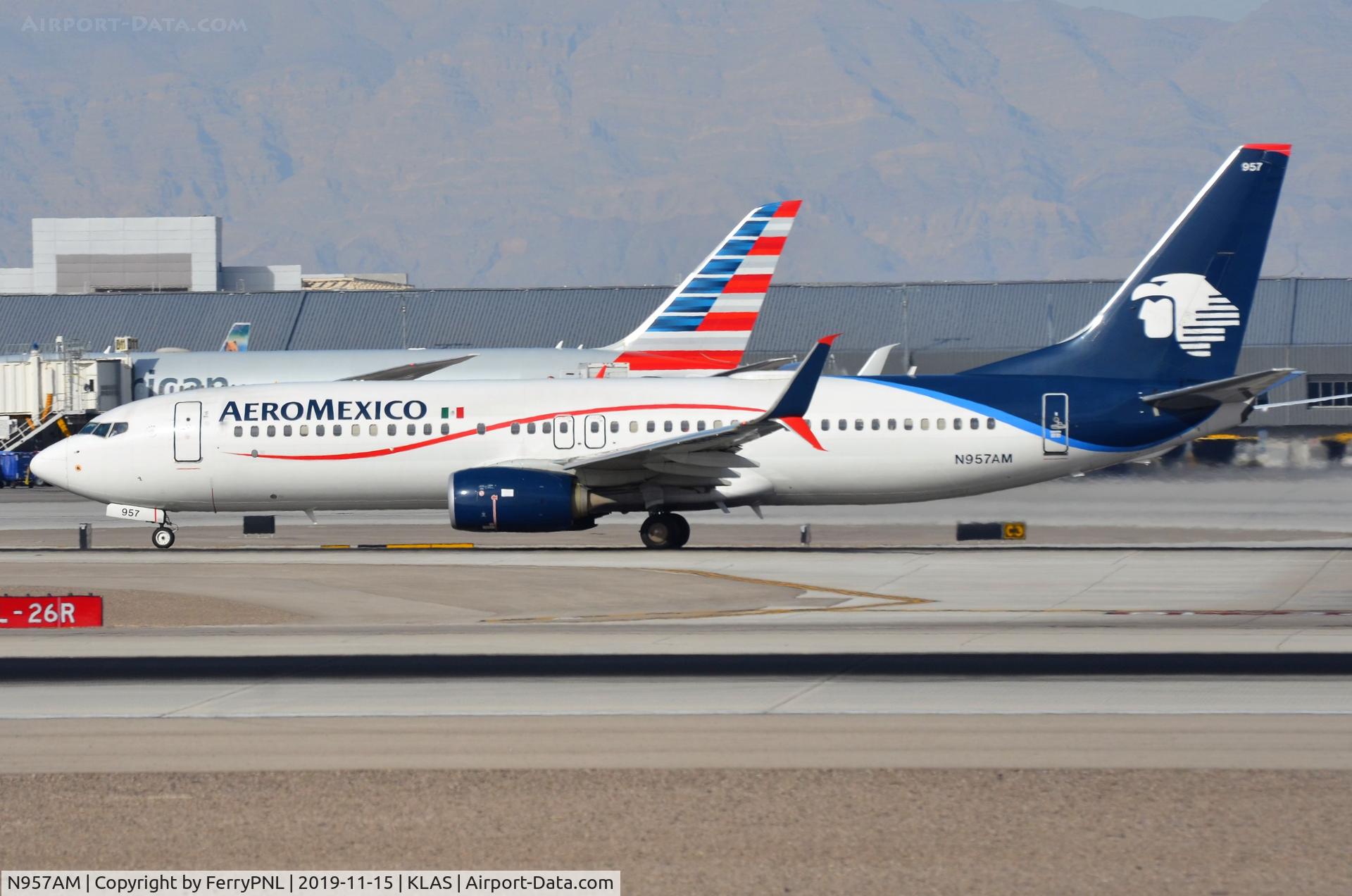N957AM, 2015 Boeing 737-852 C/N 39957, AeroMexico B738