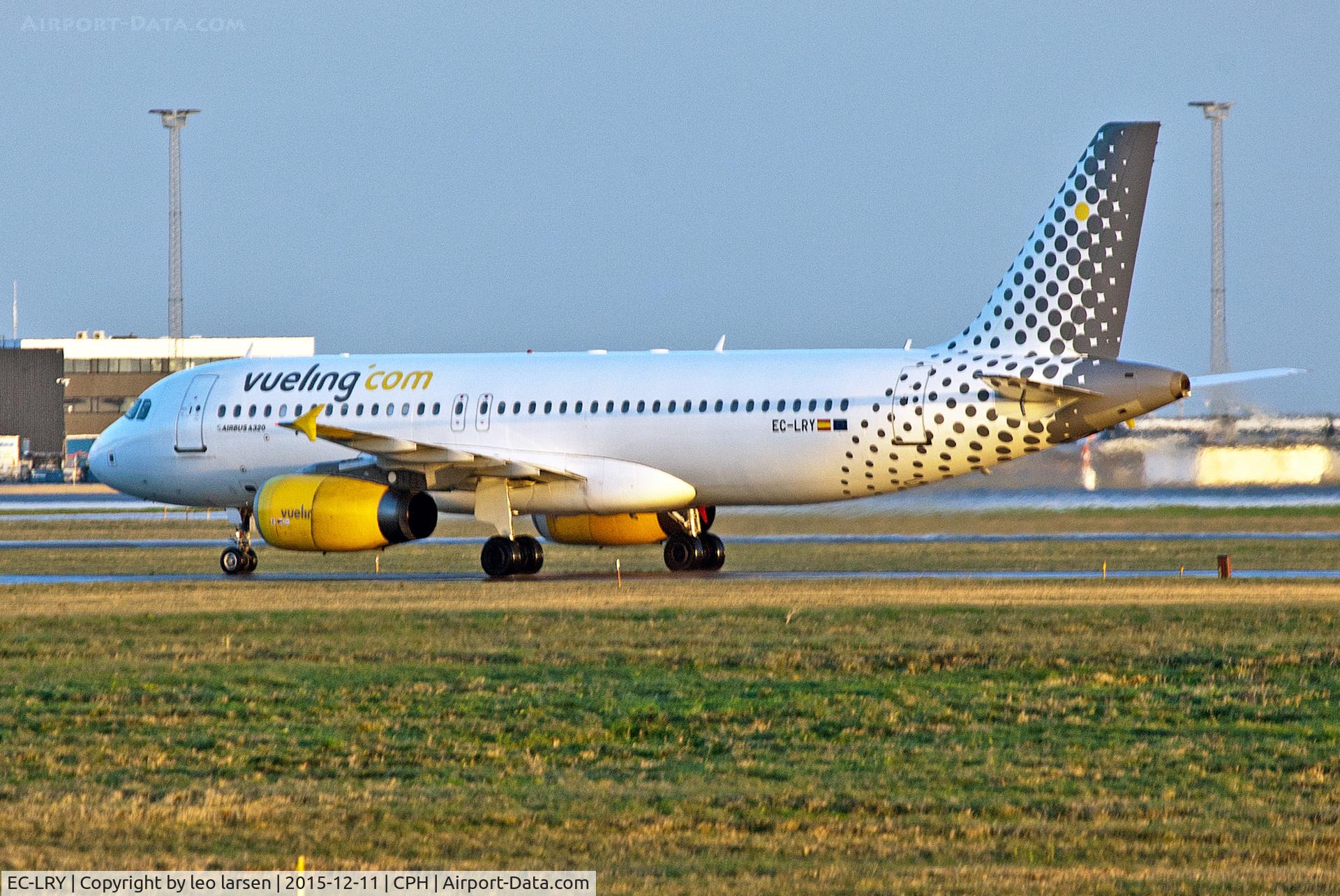 EC-LRY, 2002 Airbus A320-232 C/N 1862, Copenhagen 11.12.2015
