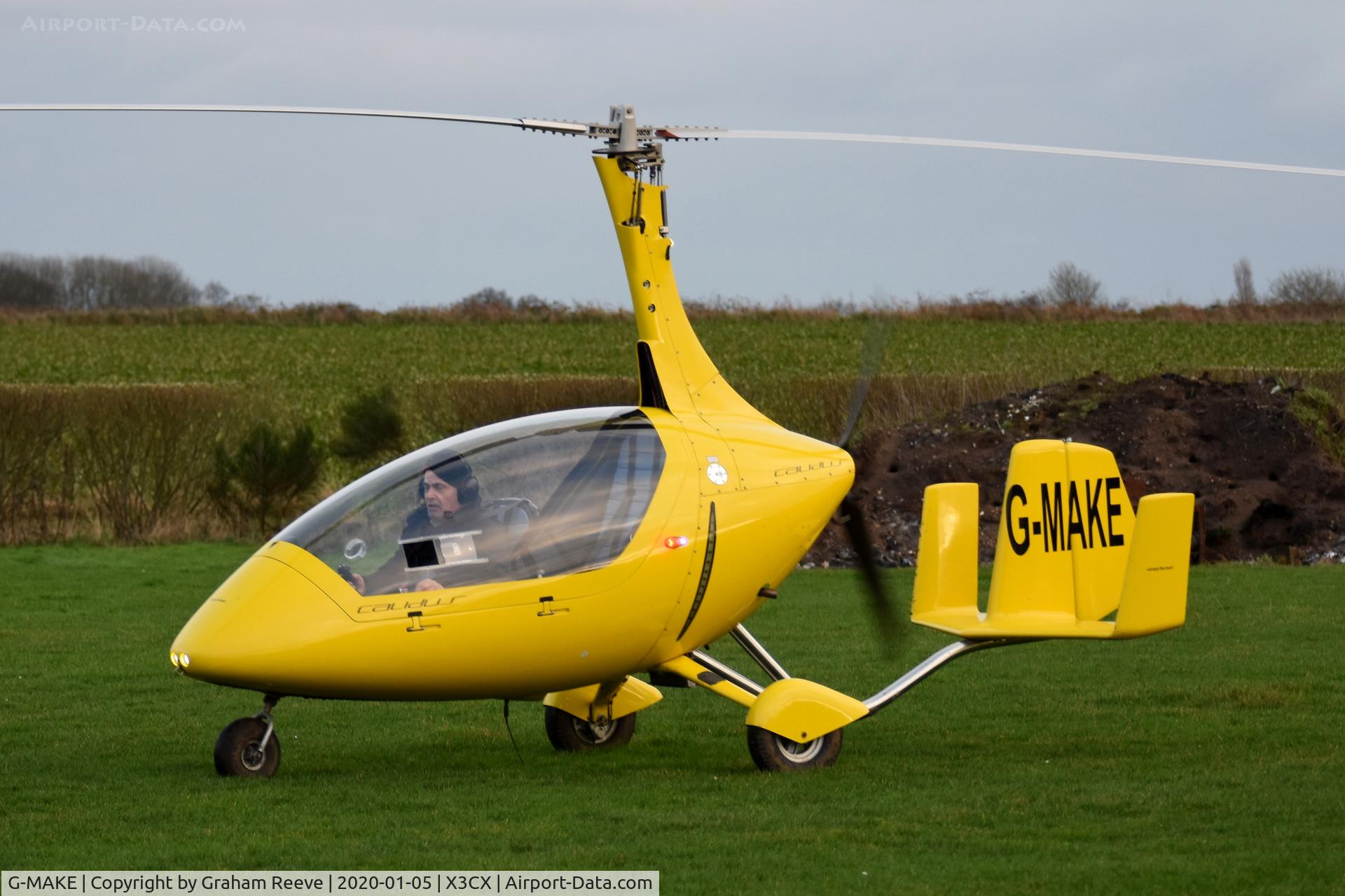 G-MAKE, 2010 RotorSport UK Calidus C/N RSUK/CALS/016, Departing from Northrepps.
