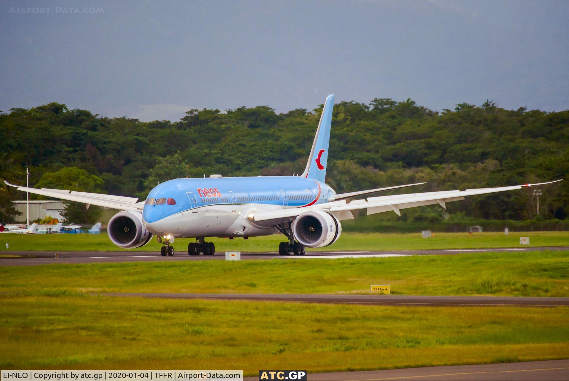 EI-NEO, 2017 Boeing 787-9 Dreamliner C/N 38785, Neos Boeing 787-9 arriving at Pointe-à-Pitre (PTP)  airport from Cagliari (CAG)