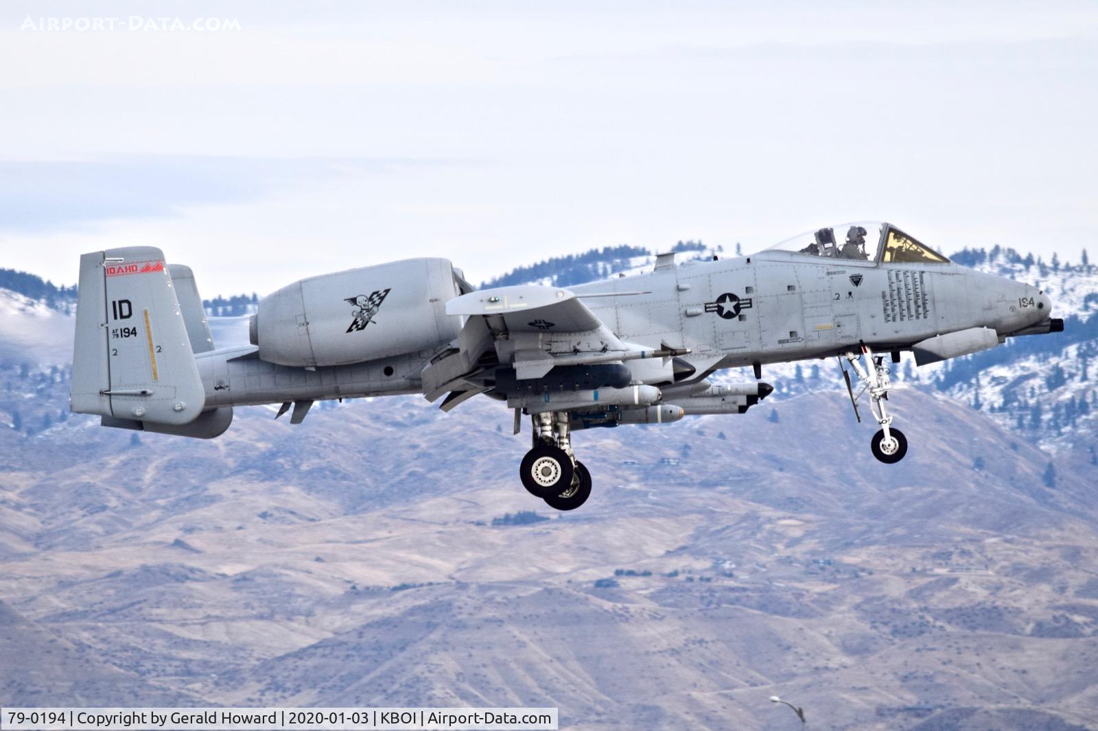 79-0194, 1979 Fairchild Republic A-10C Thunderbolt II C/N A10-0458, Landing 10R.