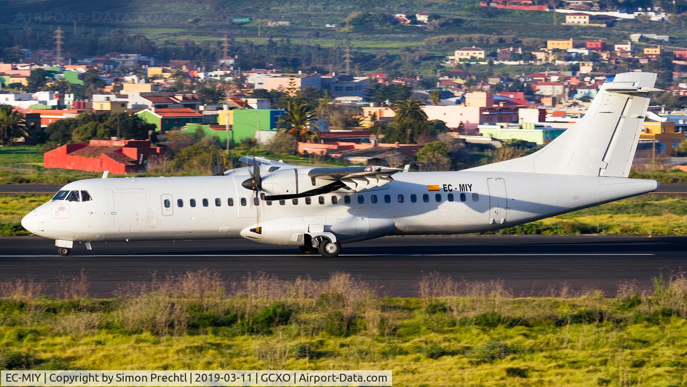 EC-MIY, 1997 ATR 72-212A C/N 498, EC-MIY @ Tenerife Norte Airport