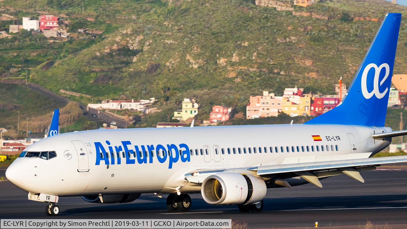 EC-LYR, 2013 Boeing 737-85P C/N 36595, EC-LYR @ Tenerife Norte Airport