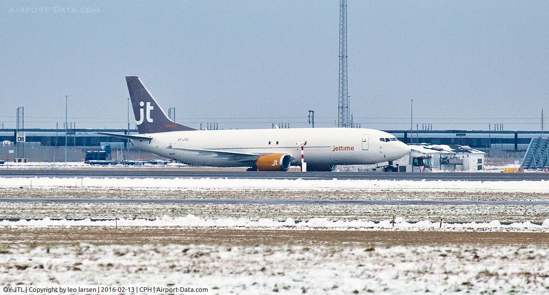 OY-JTL, 1990 Boeing 737-42C C/N 24231, Copenhagen 13.2.2016