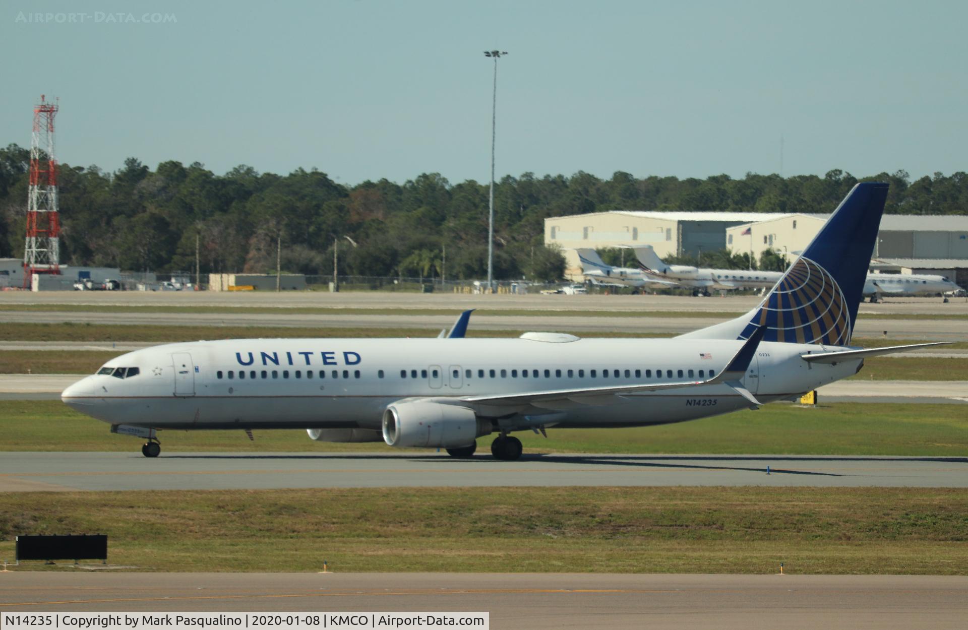 N14235, 1999 Boeing 737-824 C/N 28947, Boeing 737-824