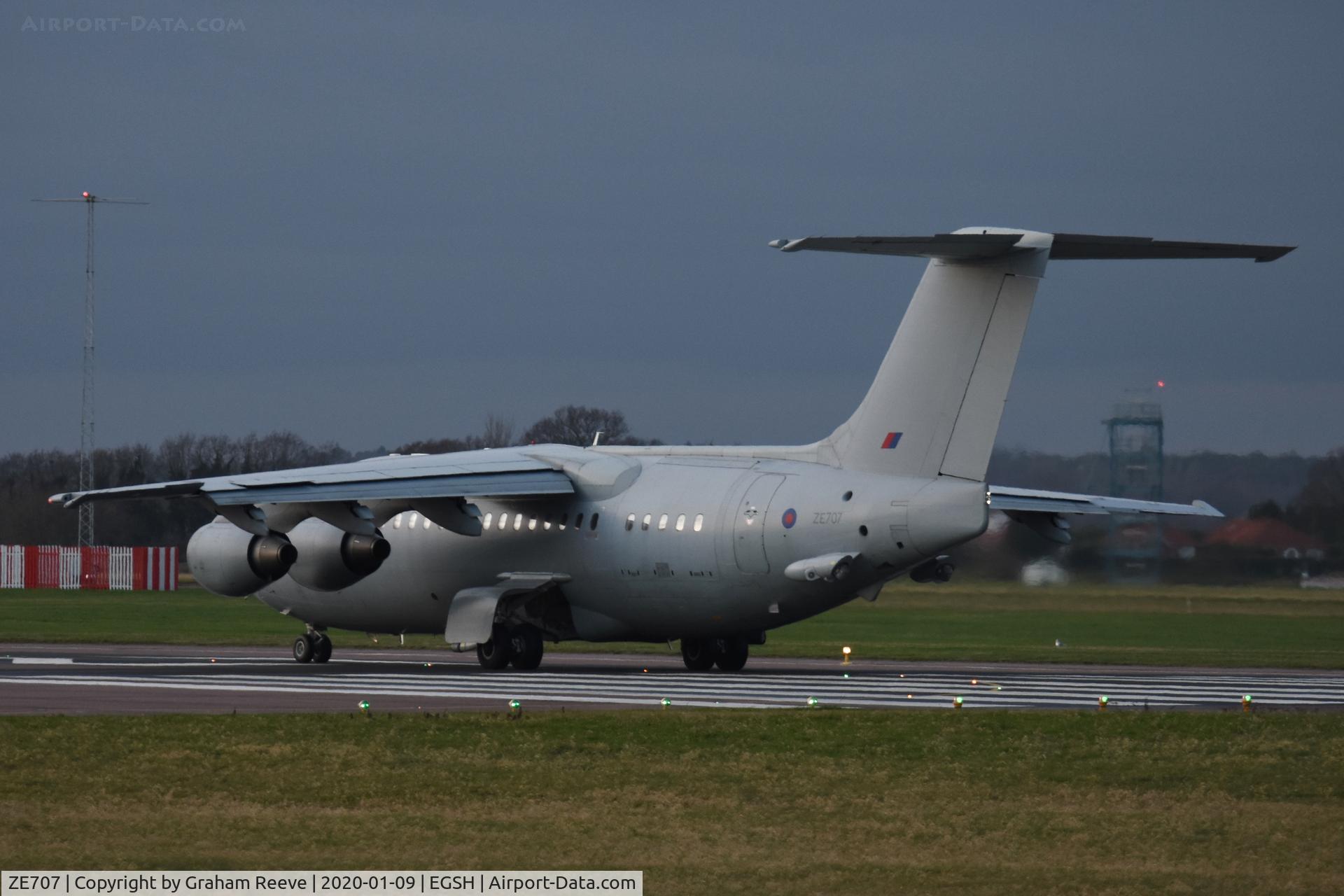 ZE707, 1991 British Aerospace BAe.146-200QC Quick Change C/N E2188, Departing from Norwich.