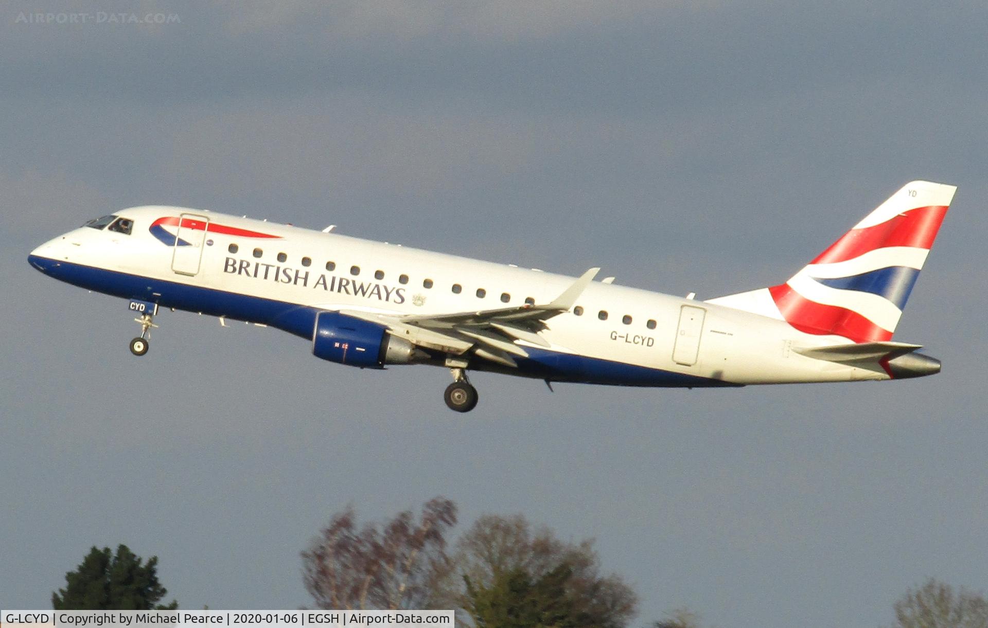 G-LCYD, 2009 Embraer 170STD (ERJ-170-100STD) C/N 17000294, Rotating from RWY 27 whilst performing training circuits from London (LCY).