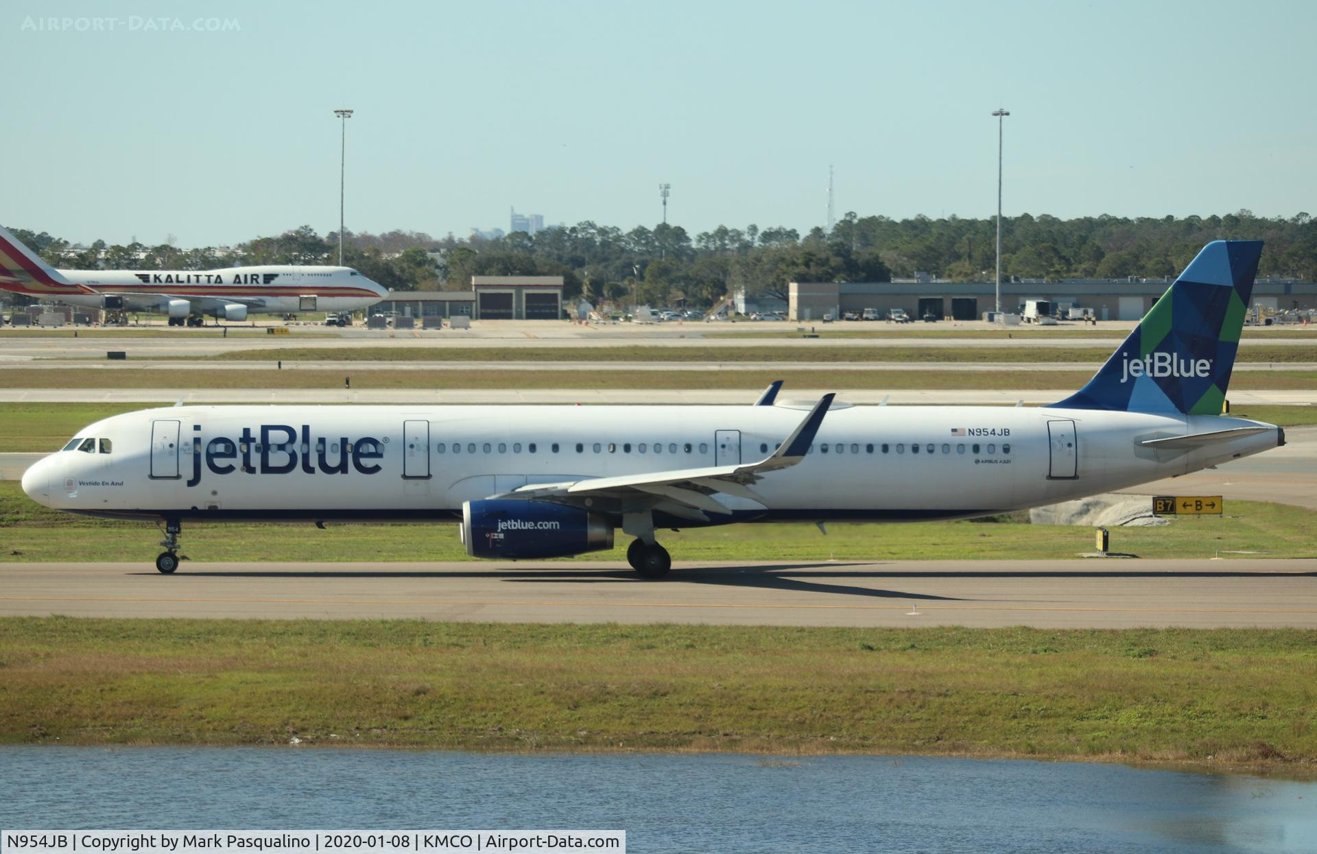 N954JB, 2015 Airbus A321-231 C/N 6725, Airbus A321-231