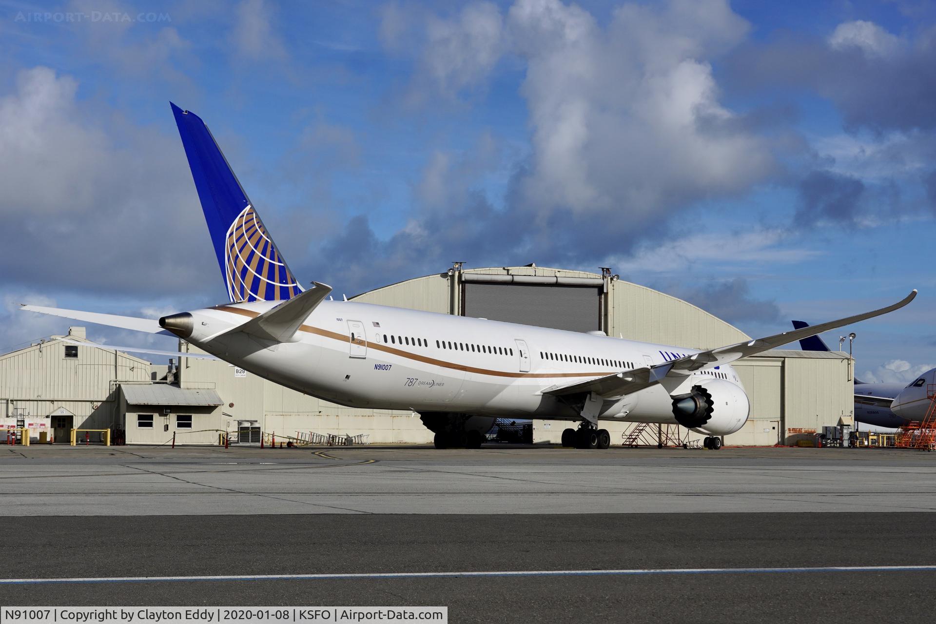 N91007, 2017 Boeing 787-10 Dreamliner Dreamliner C/N 40929, SFO 2020.