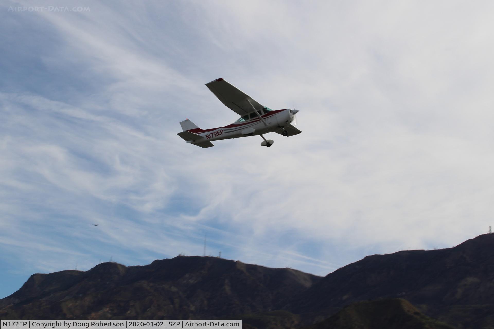 N172EP, 1976 Cessna 172N C/N 17267932, 1976 Cessna 172N SKYHAWK II, Lycoming O-360-H2AD 160 Hp, another takeoff climb Rwy 22