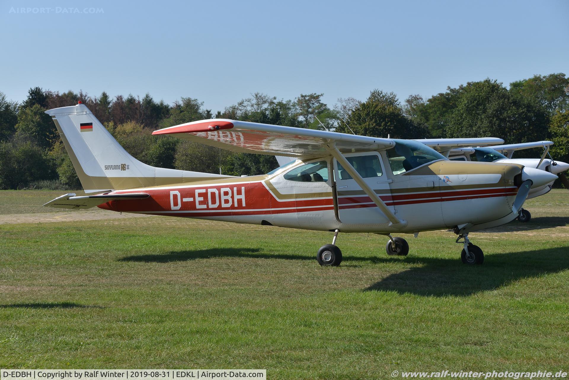 D-EDBH, 1979 Reims FR182 Skylane RG II C/N FR18200007, Reims FR182 Skylane RG II - Private - 18200007 - D-EDBH - 31.08.2019 - EDKL