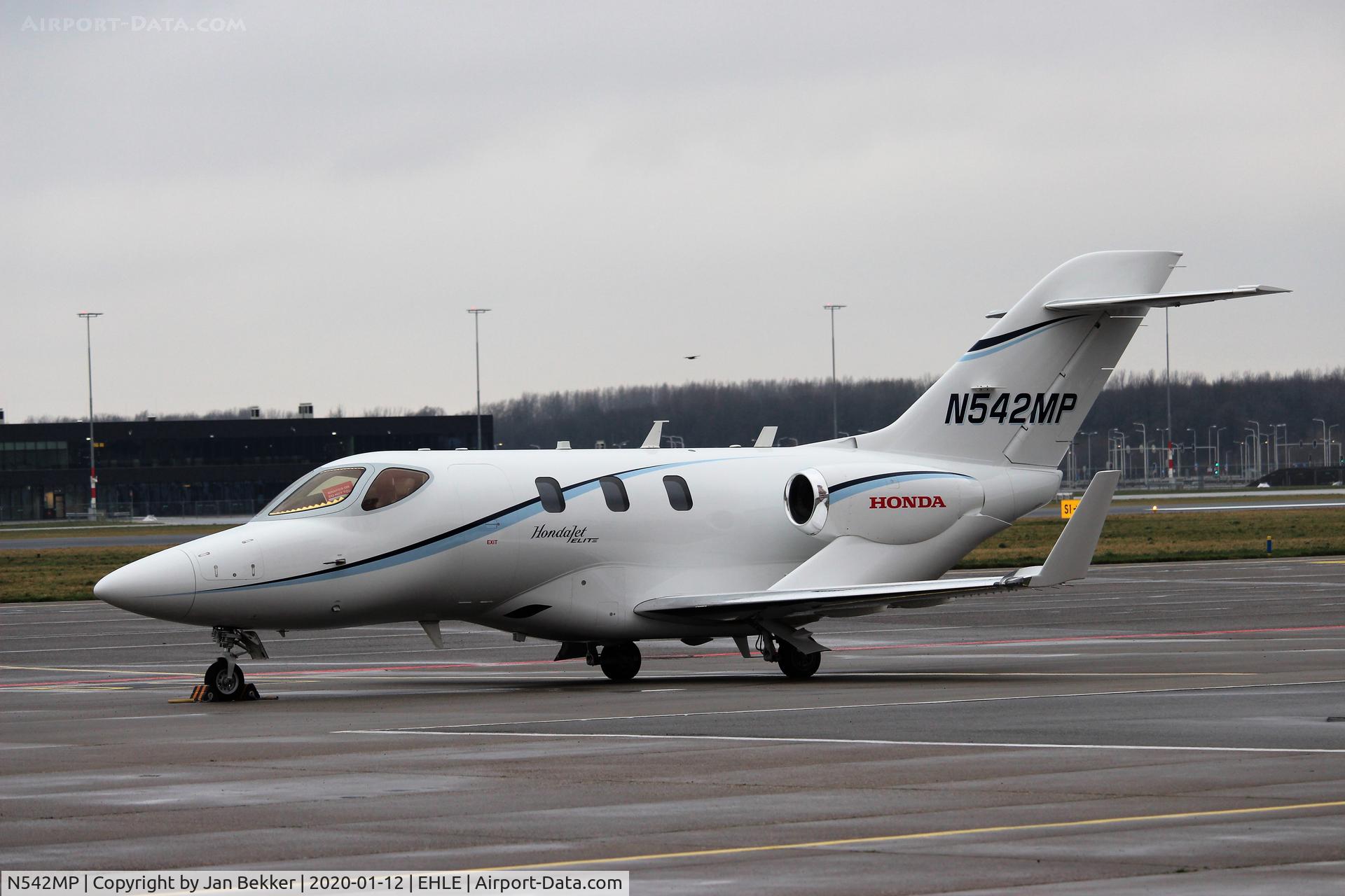 N542MP, 2018 Honda HA-420 HondaJet C/N 42000070, Lelystad Airport