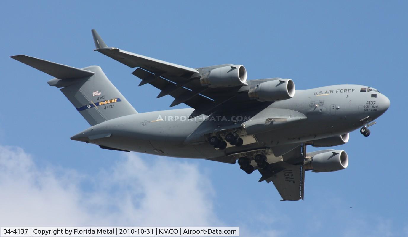 04-4137, 2004 Boeing C-17A Globemaster III C/N P-137, Airlift and Tanker 2010