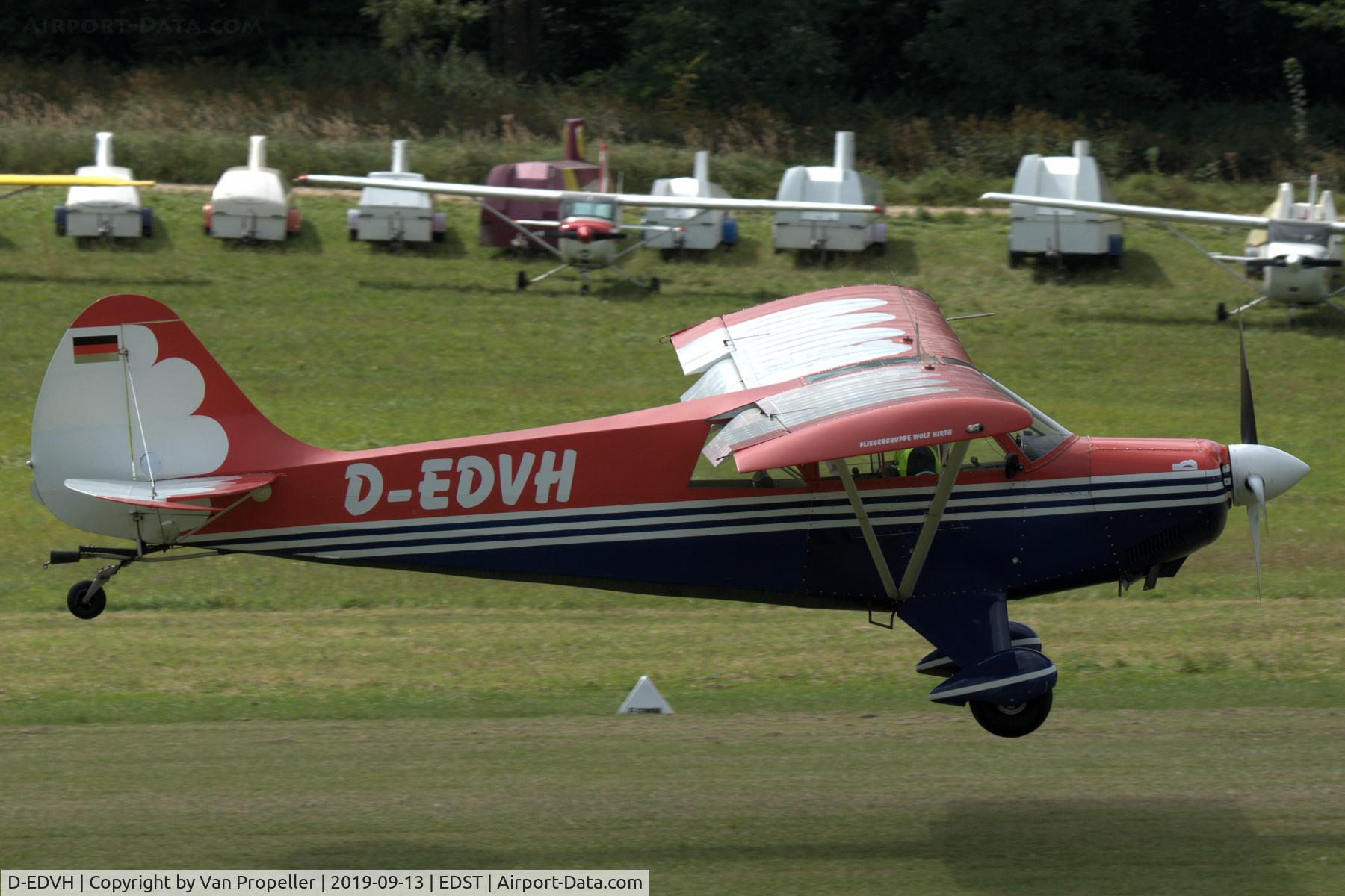 D-EDVH, 1986 Aviat A-1 Husky C/N 1106, Aviat A-1 Husky landing at Hahnweide airfield, Germany. OTT 2019. Used for towing gliders