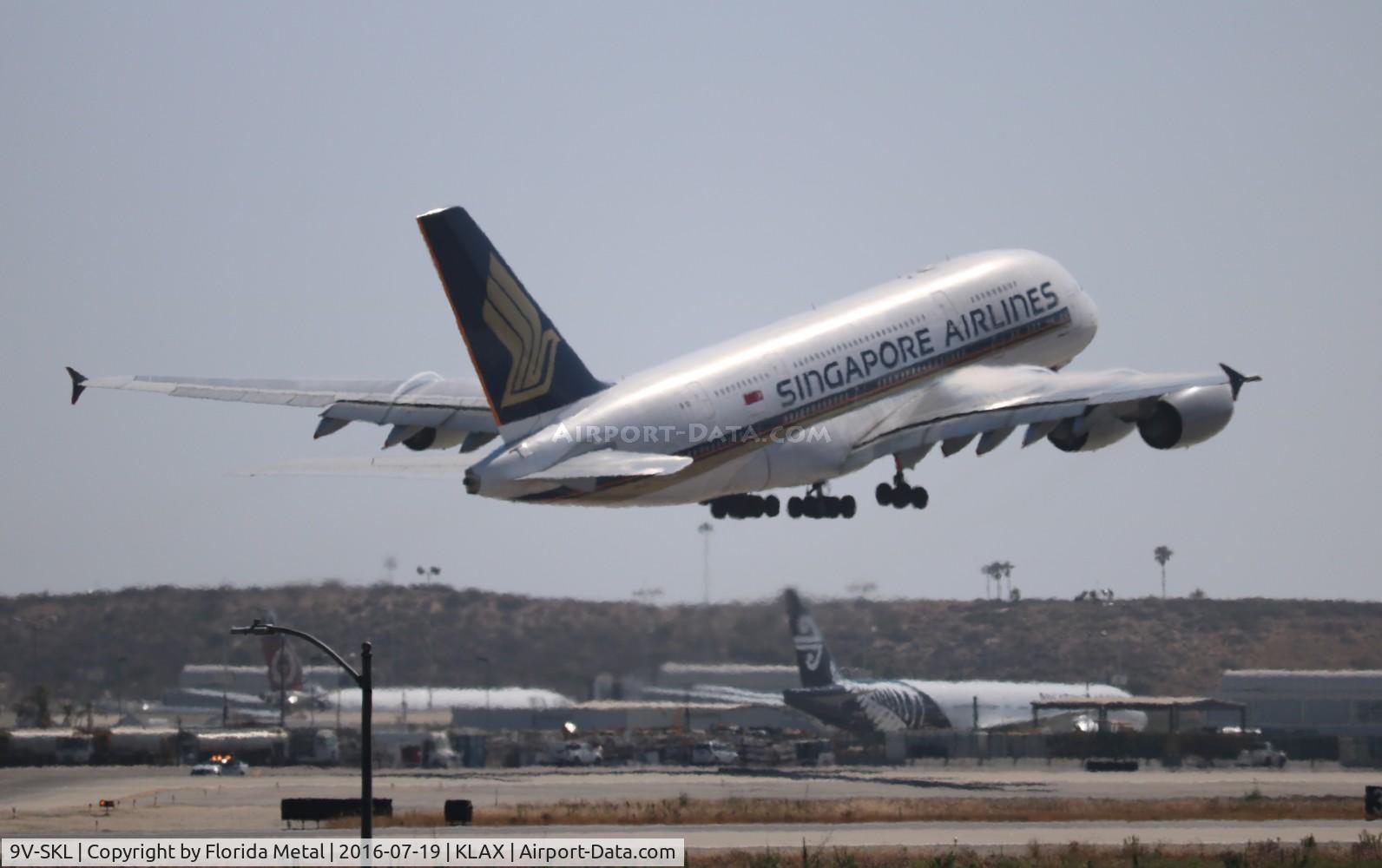 9V-SKL, 2010 Airbus A380-841 C/N 058, LAX spotting