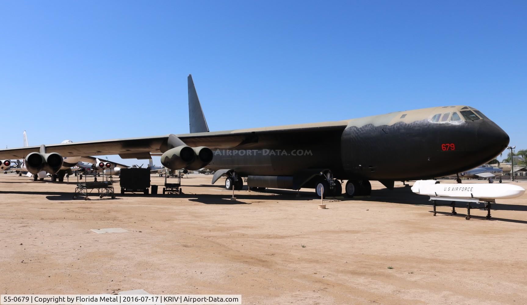 55-0679, 1956 Boeing B-52D Stratofortress C/N 464026, March AFB