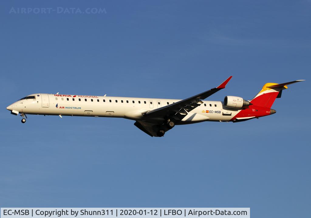EC-MSB, 2017 Bombardier CRJ-1000EL NG (CL-600-2E25) C/N 19057, Landing rwy 32L