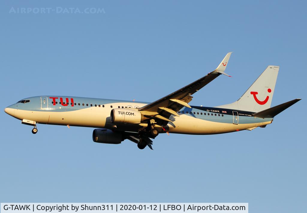 G-TAWK, 2012 Boeing 737-8K5 C/N 37239, Landing rwy 32L