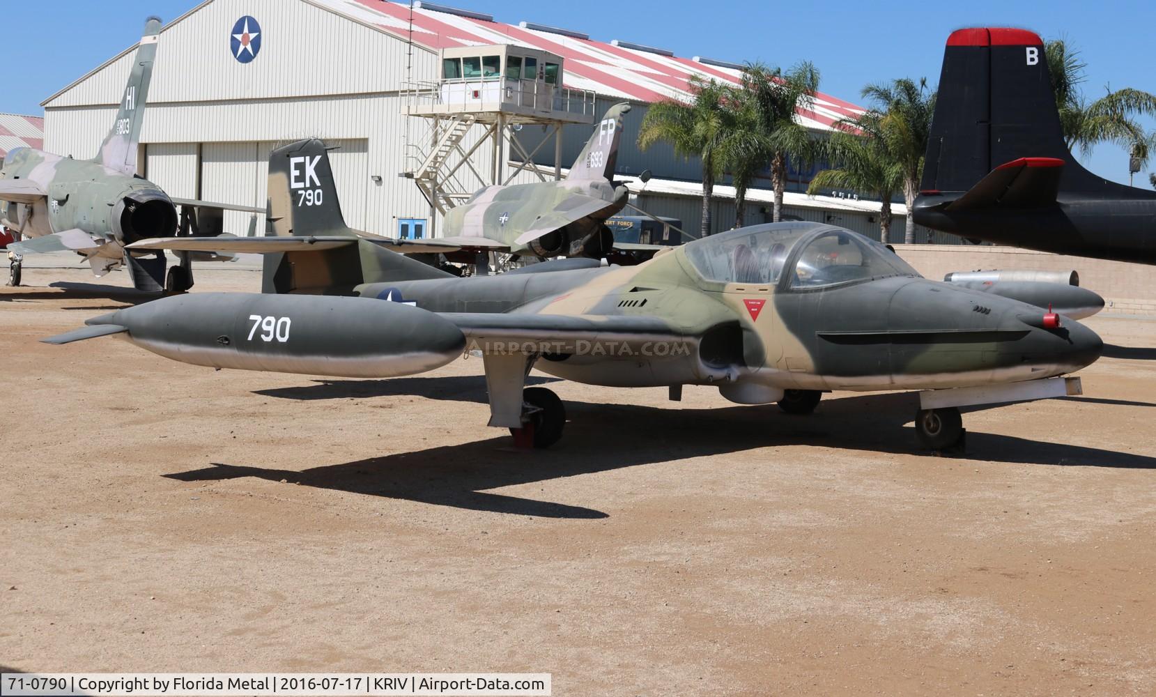 71-0790, 1971 Cessna A-37E C/N 43328, March AFB