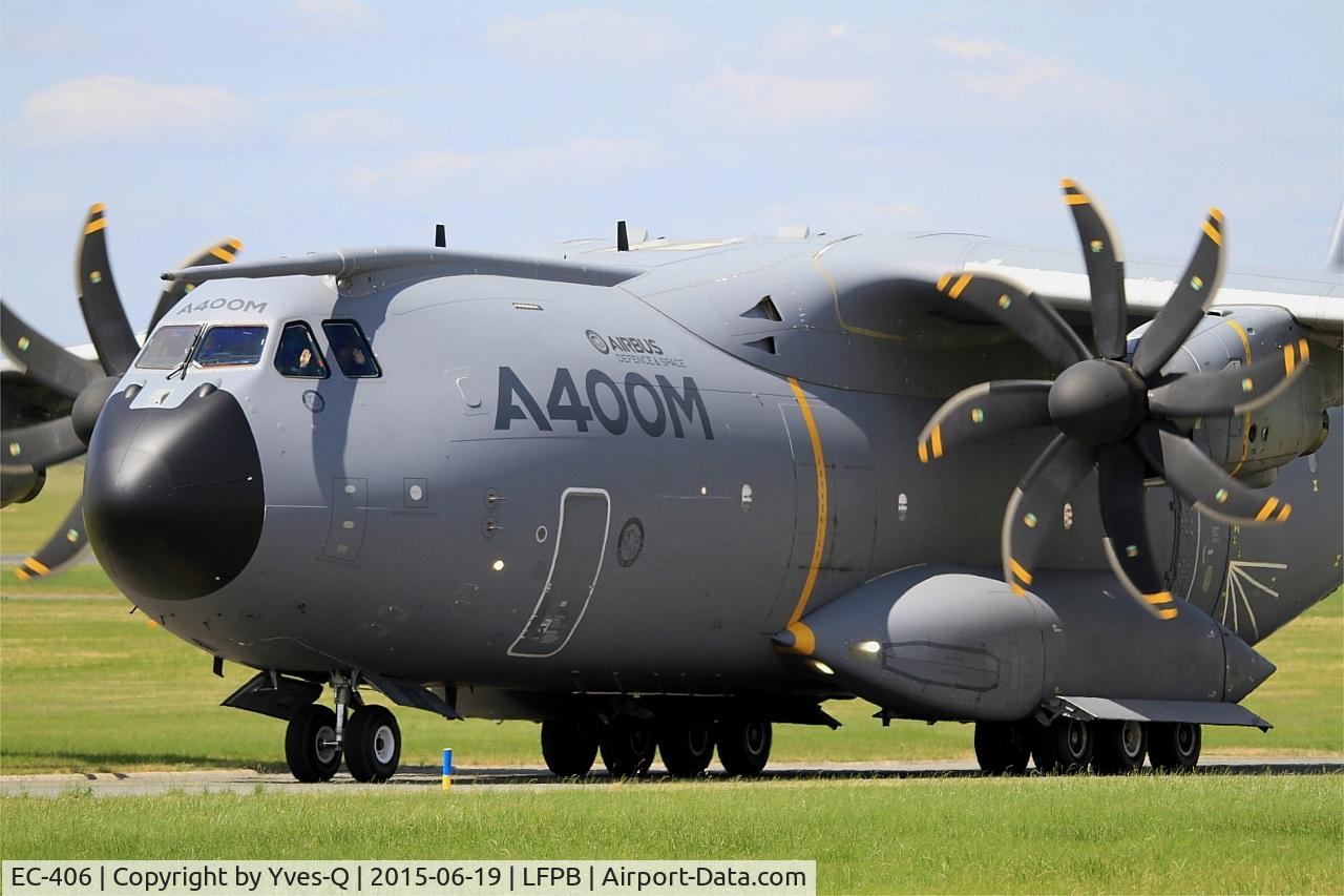 EC-406, 2011 Airbus A400M-180 Atlas C/N 006, Airbus A400M Atlas, Taxiing to Parking area, Paris-Le Bourget (LFPB-LBG) Air show 2015