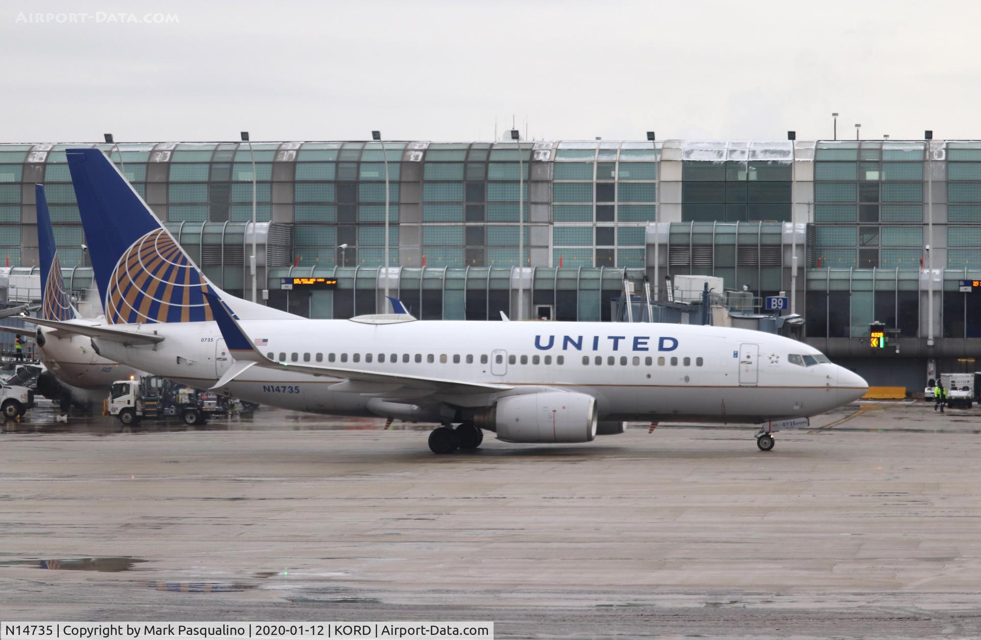 N14735, 1999 Boeing 737-724 C/N 28950, Boeing 737-724