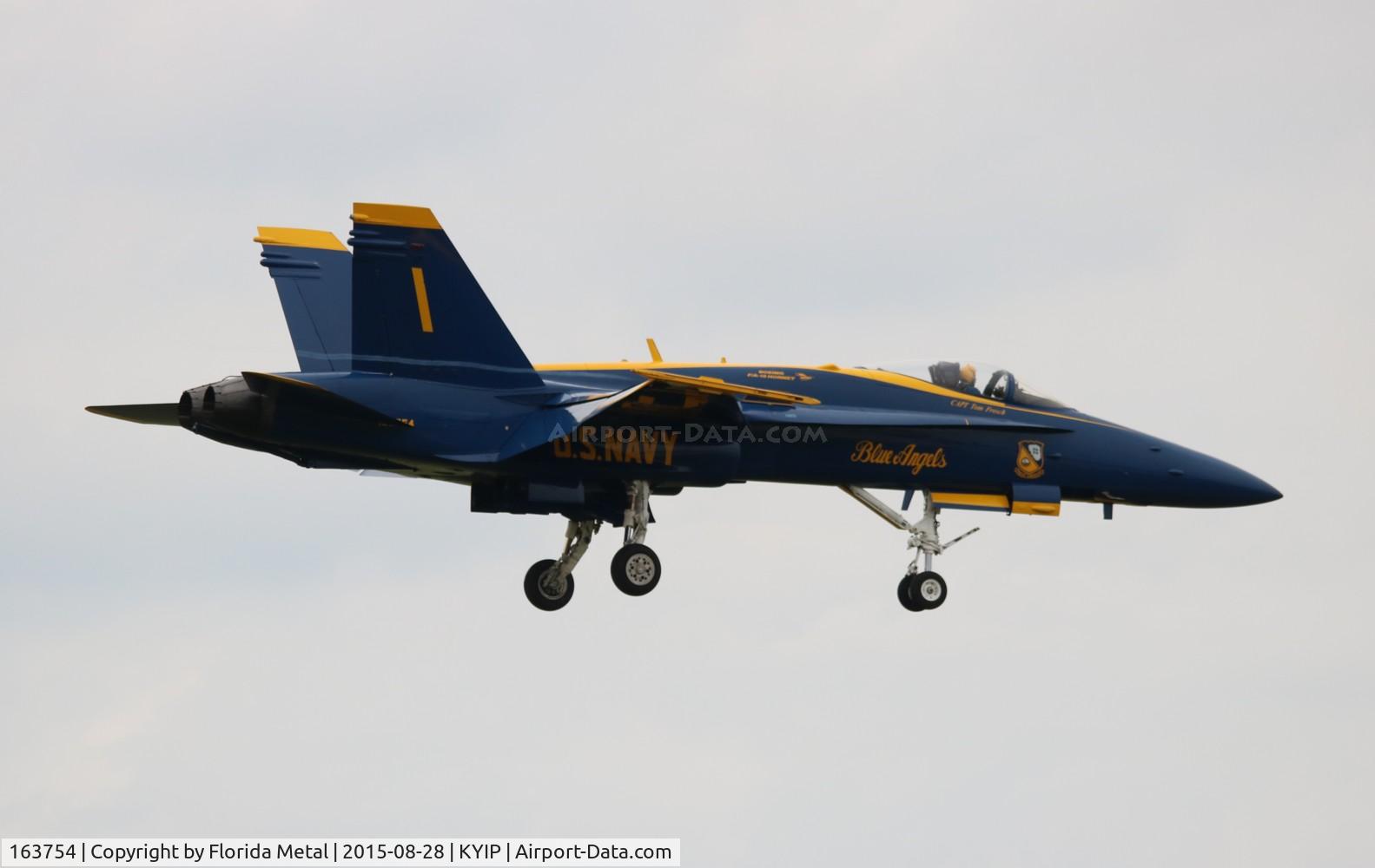 163754, 1989 McDonnell Douglas F/A-18C Hornet C/N 0829/C112, TOM 2015