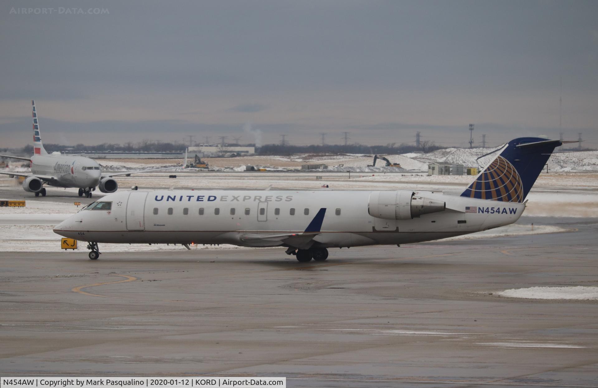 N454AW, 2003 Bombardier CRJ-200LR (CL-600-2B19) C/N 7842, CL-600-2B19