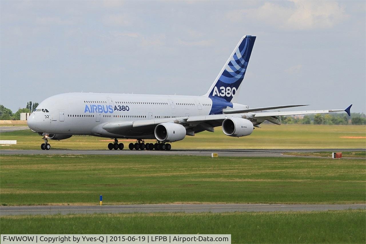F-WWOW, 2005 Airbus A380-841 C/N 001, Airbus A380-841, Take off run, Paris-Le Bourget (LFPB-LBG) Air show 2015
