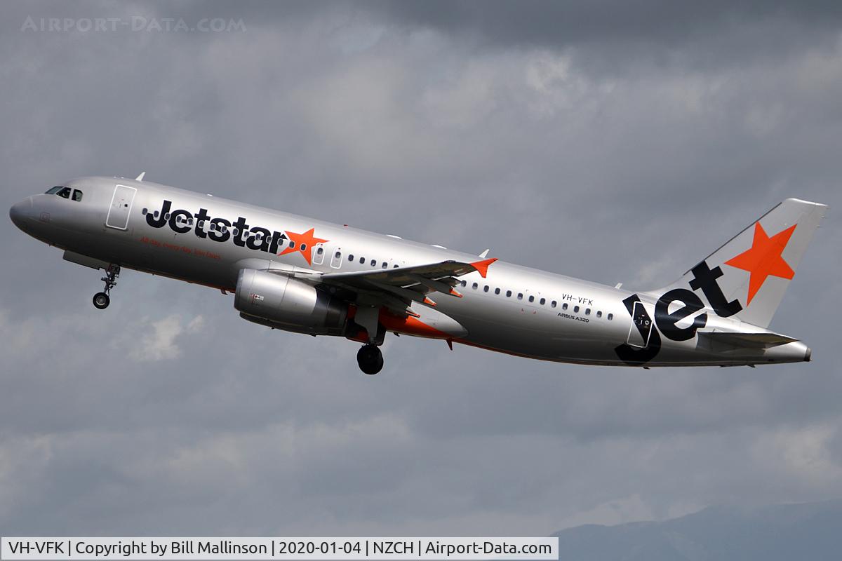 VH-VFK, 2012 Airbus A320-232 C/N 5334, away to AKL