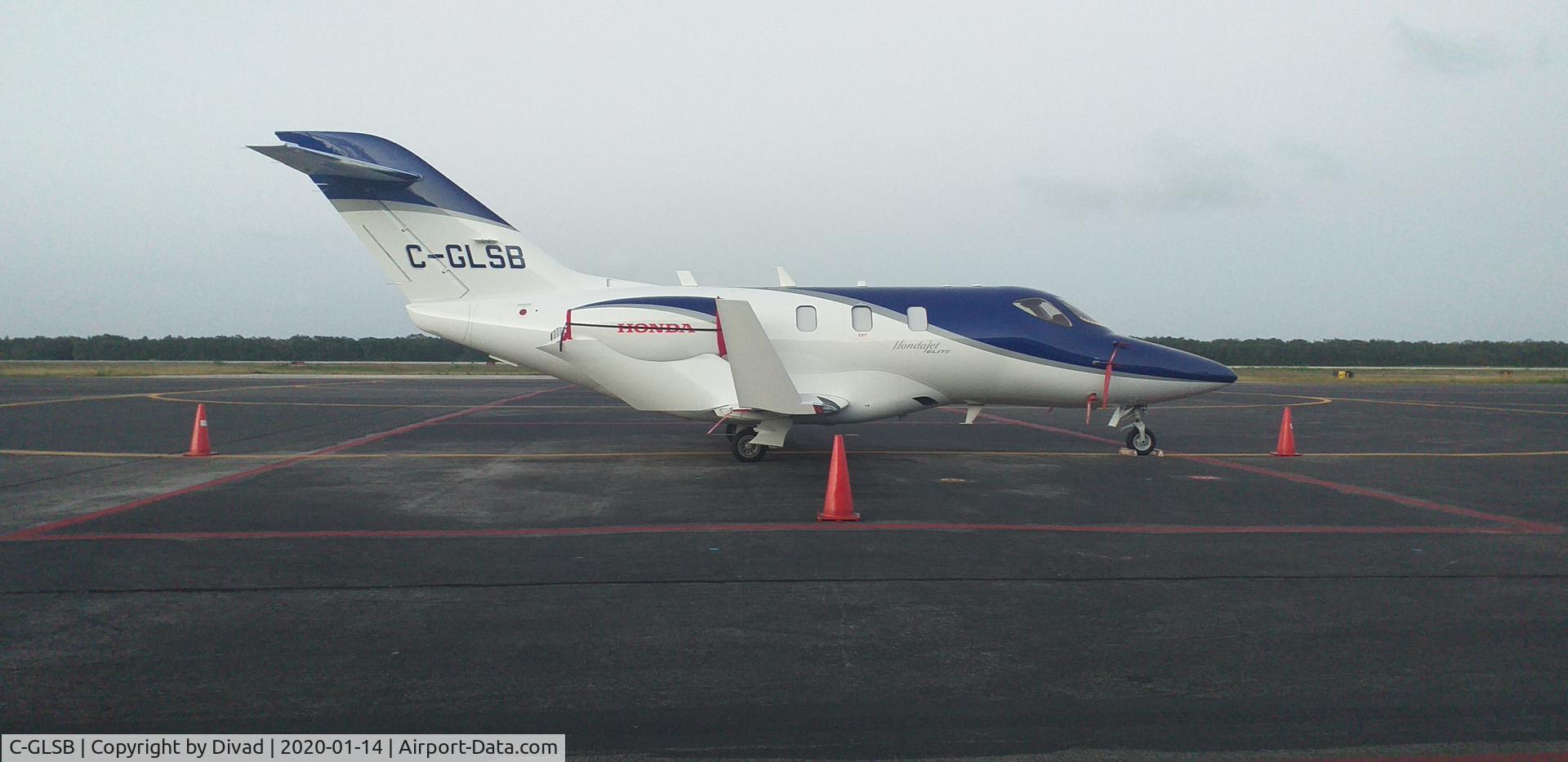 C-GLSB, 2019 Honda HA-420 HondaJet C/N 42000162, Hermosa aeronave , aeropuerto de CZM
