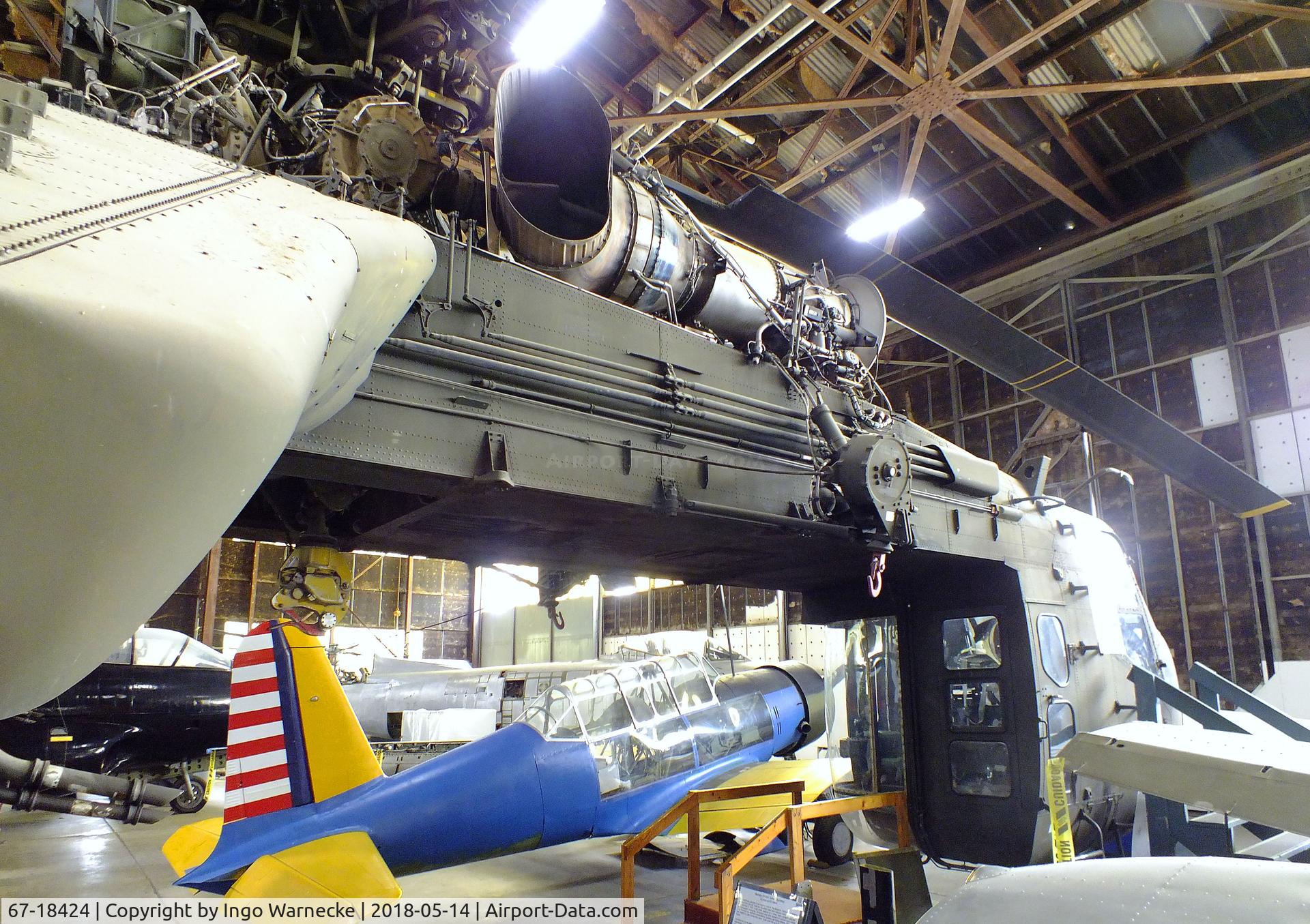 67-18424, 1968 Sikorsky CH-54A Tarhe C/N 64.026, Sikorsky CH-54A Tarhe at the Combat Air Museum, Topeka KS