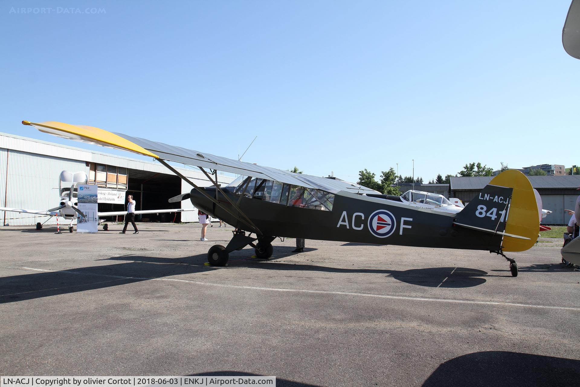 LN-ACJ, 1953 Piper L-18C Super Cub C/N 18-3241, Kjeller airshow