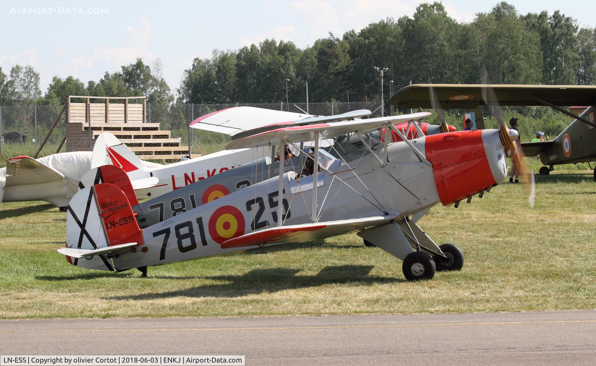 LN-ESS, 1958 CASA 1-131E Jungmann C/N 2156, Kjeller airshow