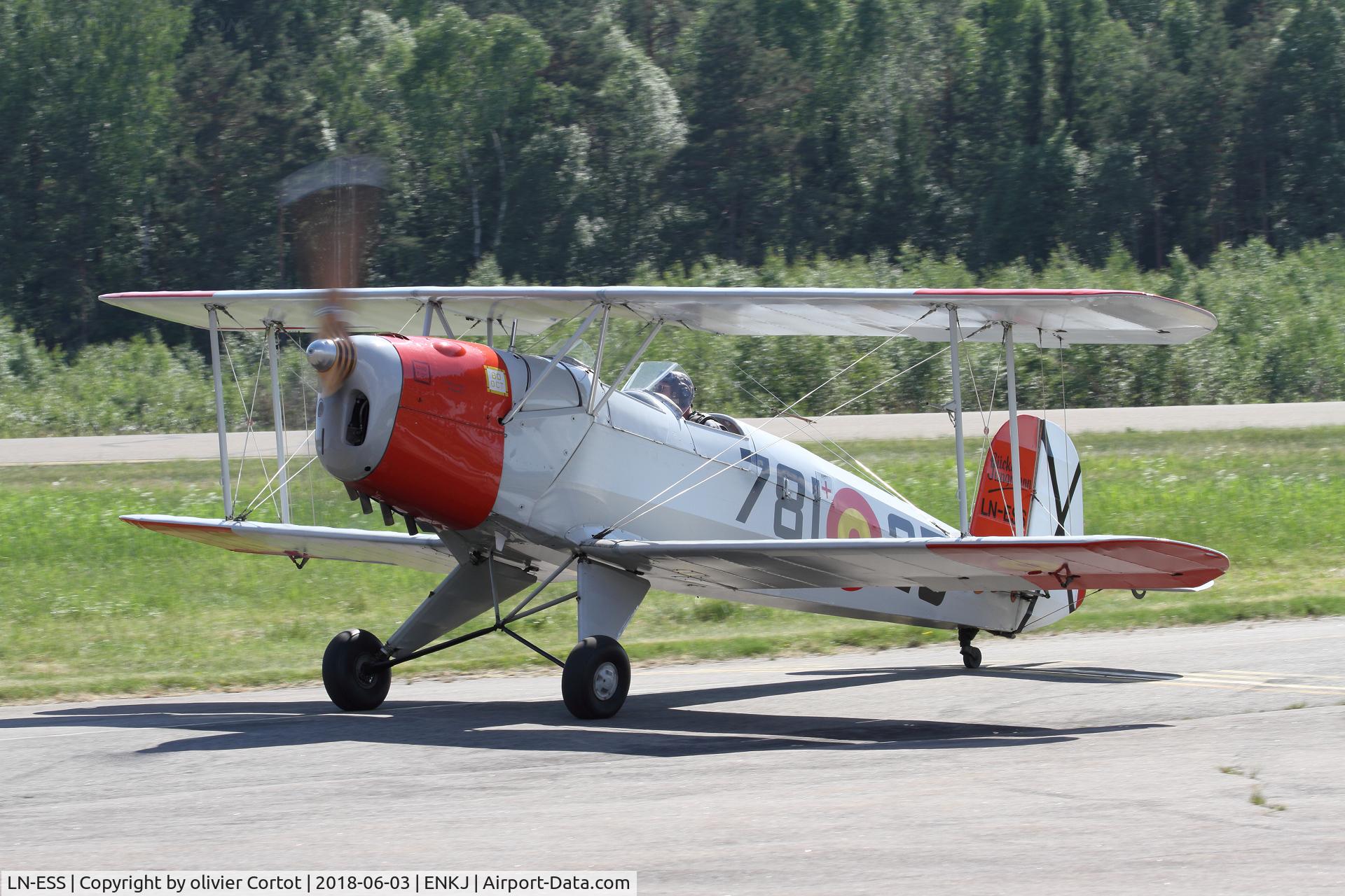 LN-ESS, 1958 CASA 1-131E Jungmann C/N 2156, Kjeller airshow