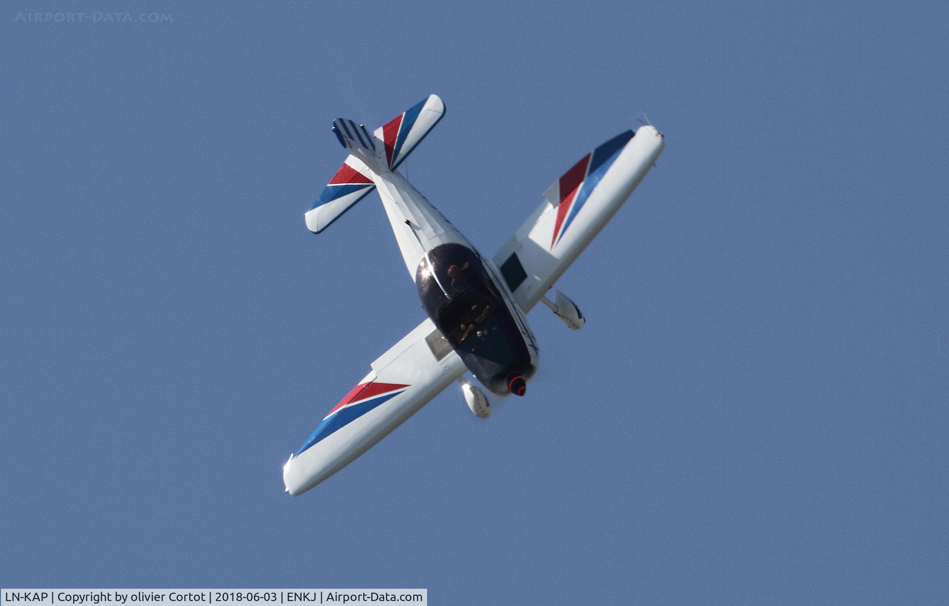 LN-KAP, Mudry CAP-10B C/N 130, Kjeller airshow