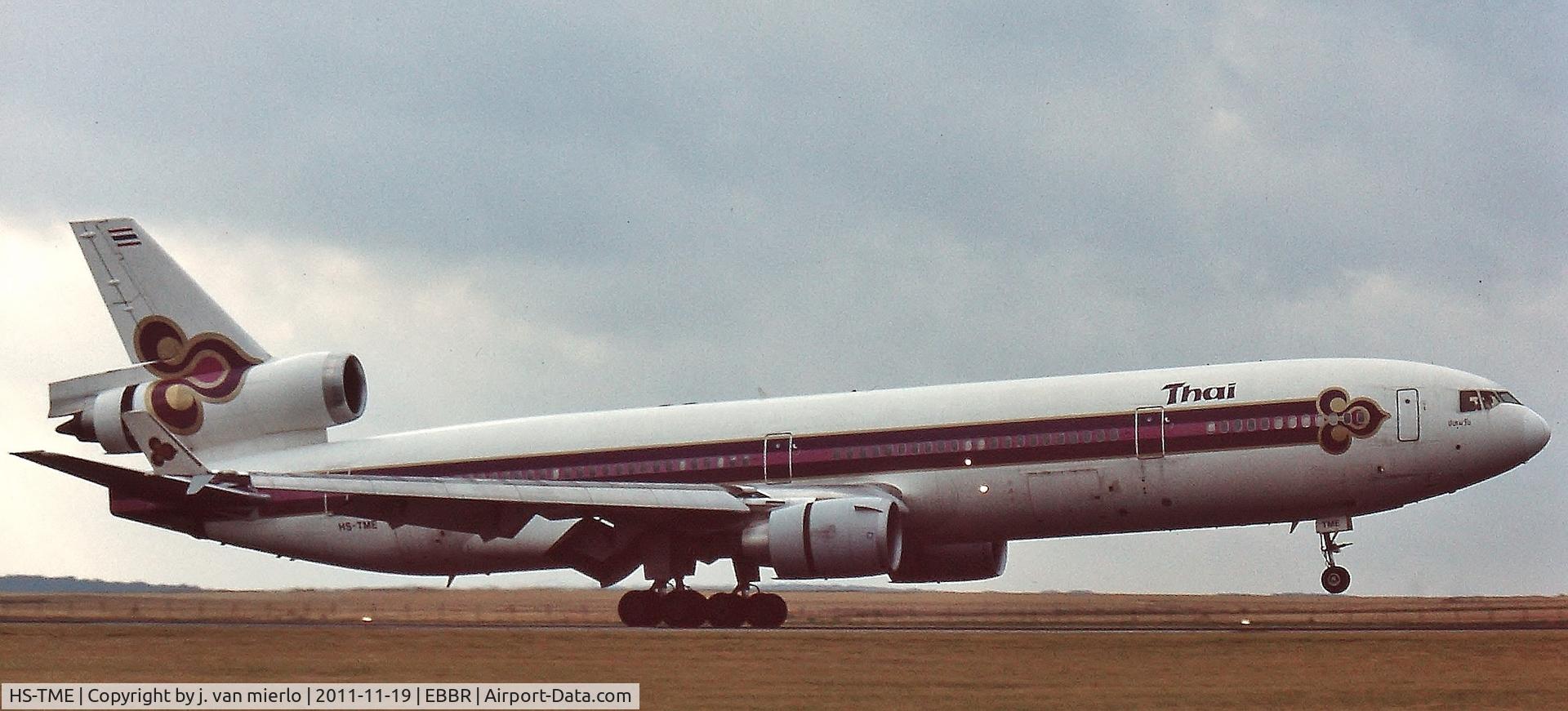 HS-TME, 1991 McDonnell Douglas MD-11F C/N 48417, Touching 25l Bru