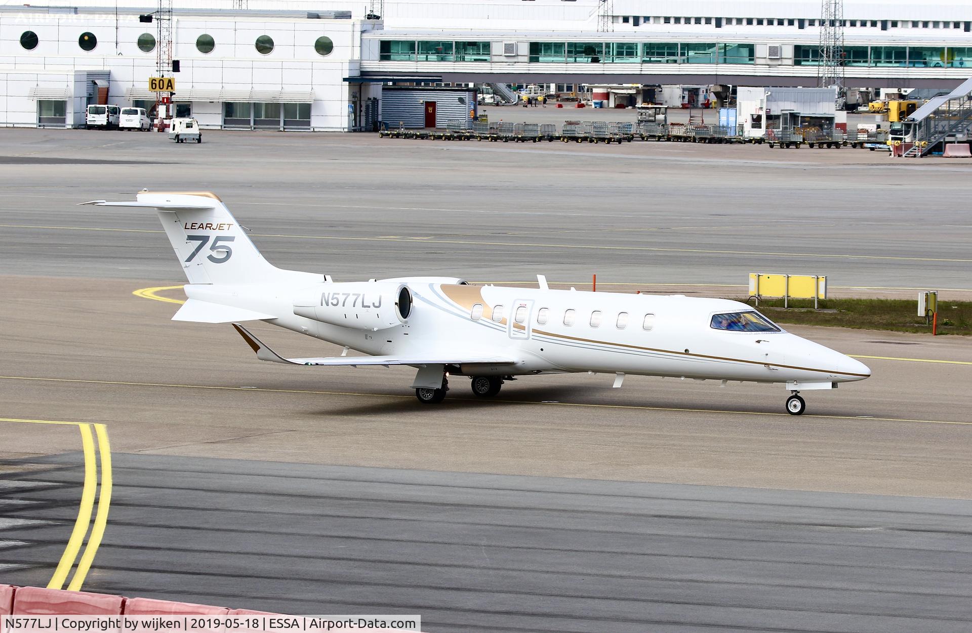 N577LJ, 2019 Learjet 75 C/N 45-577, Nice visit