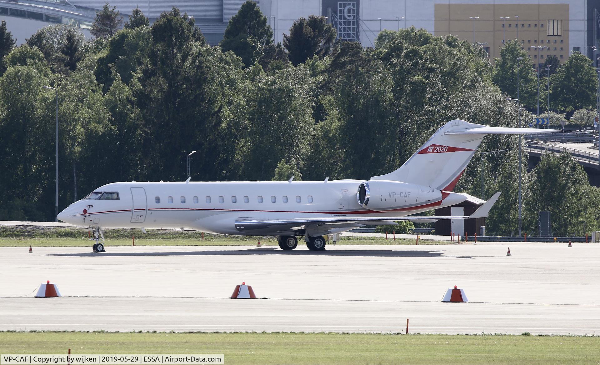 VP-CAF, 2014 Bombardier BD-700-1A10 Global Express C/N 9686, Nice visit
